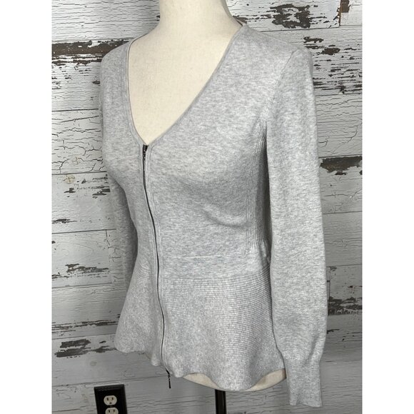 CABI Willow Peplum Cardigan Gray Size XS Style 3005 EUC - Picture 3 of 5